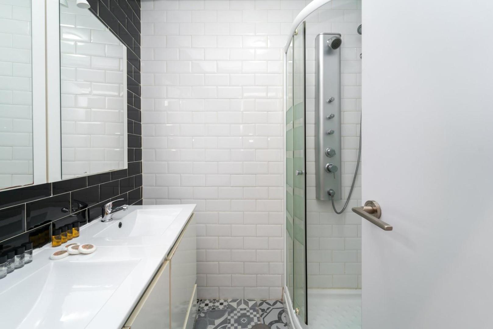 Apartamento Guestready - Mais Um Tijolo Na Parede Madrid Exterior foto